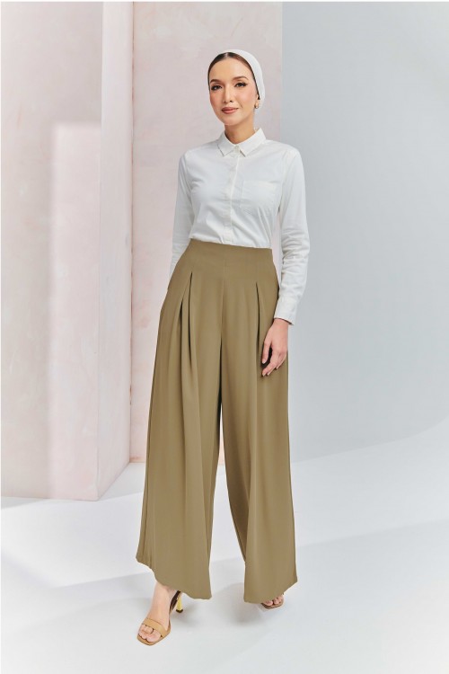 Averie Pants In Tan Brown