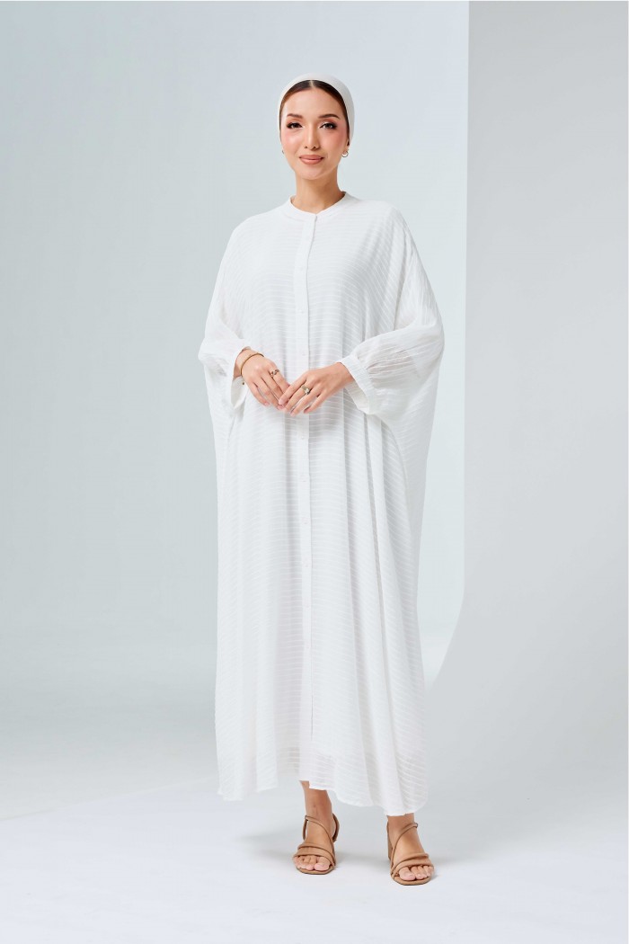 Darina Caftan In Snow